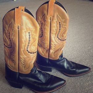 Justin Cowboy Boots